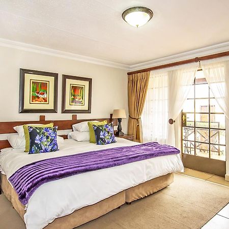 Afrique Boutique Hotel O.R. Tambo Boksburg Room photo