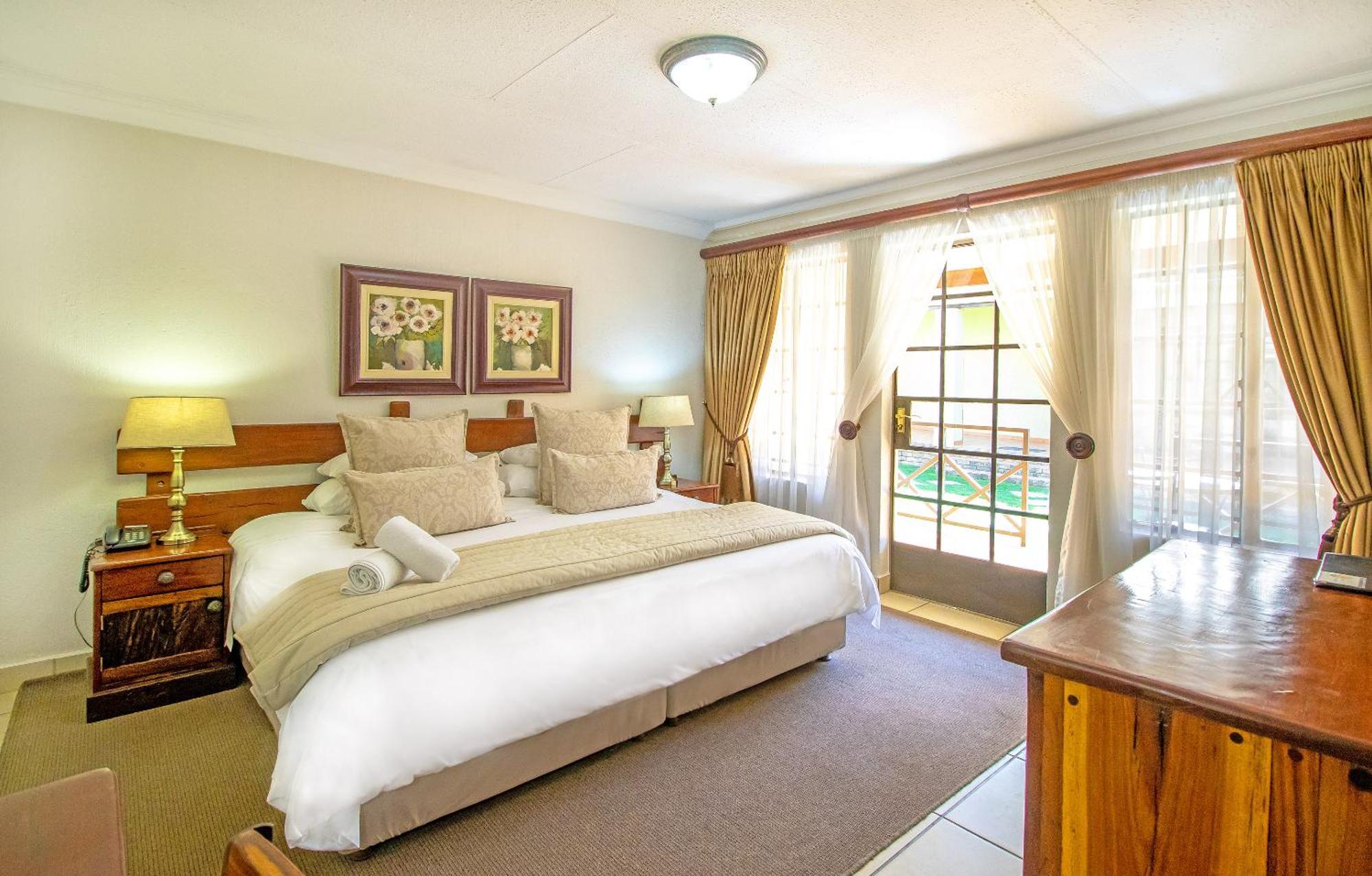 Afrique Boutique Hotel O.R. Tambo Boksburg Room photo