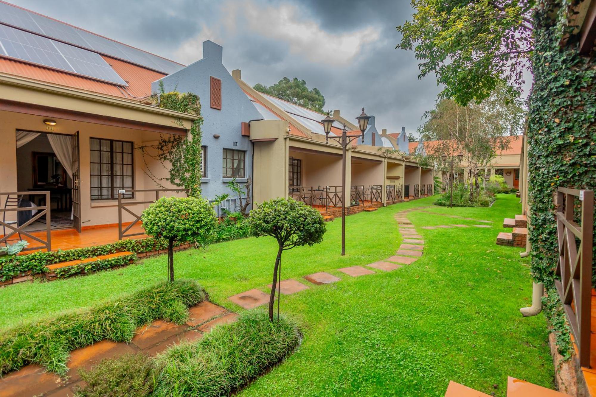 Afrique Boutique Hotel O.R. Tambo Boksburg Exterior photo